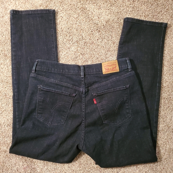AUTHENTIC Levi's Classic Straight Jeans - Picture 2 of 14